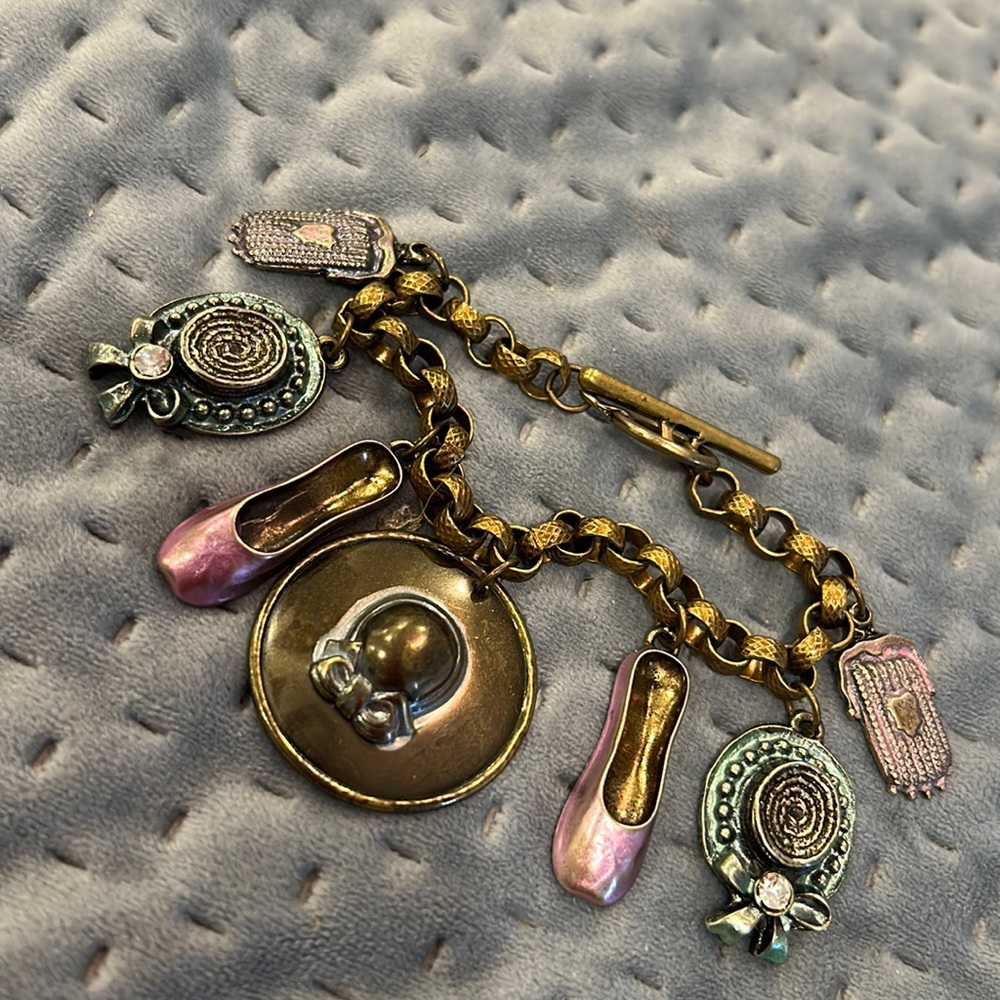 Vintage “old Fashion Girly Charms” Toggle Bracelet-Boutique